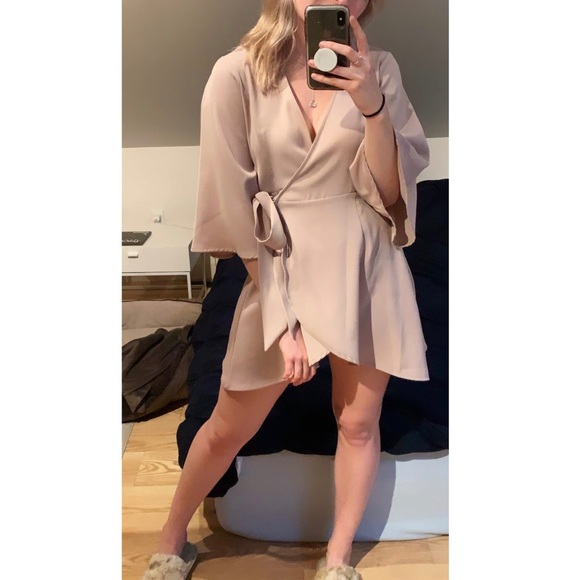 Mini wrap dress - Picture 3 of 3